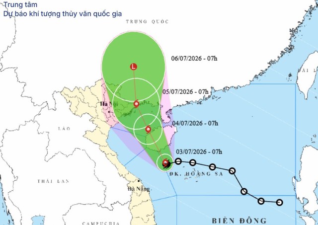 Cập nhật trưa 3/7: Bão Maysak cách Hải Nam khoảng 100km, cảnh báo gió mạnh từ chiều 4/7
