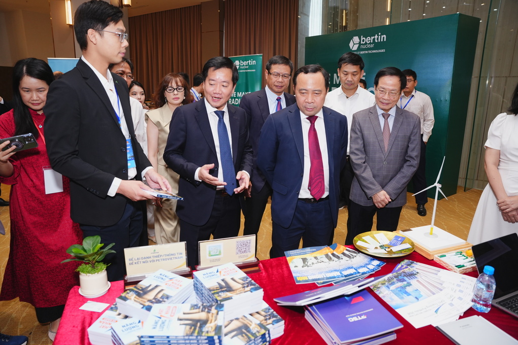 Bộ trưởng Vũ Hải Quân cùng các đại biểu tại Hội nghị. Ảnh: Bộ Khoa học và Công nghệ