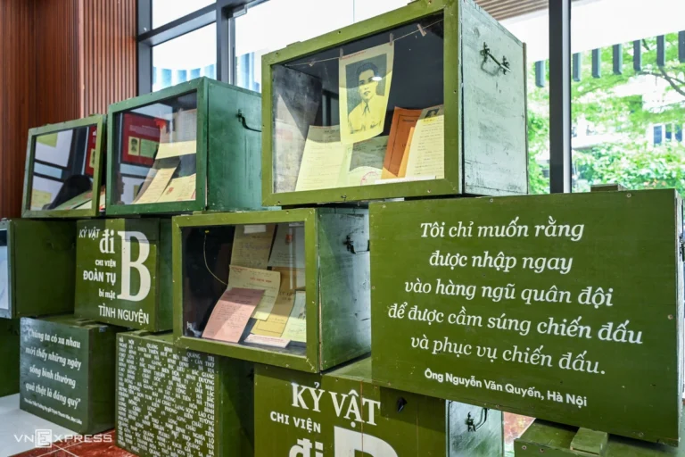 Kỷ vật thanh xuân của cán bộ đi B