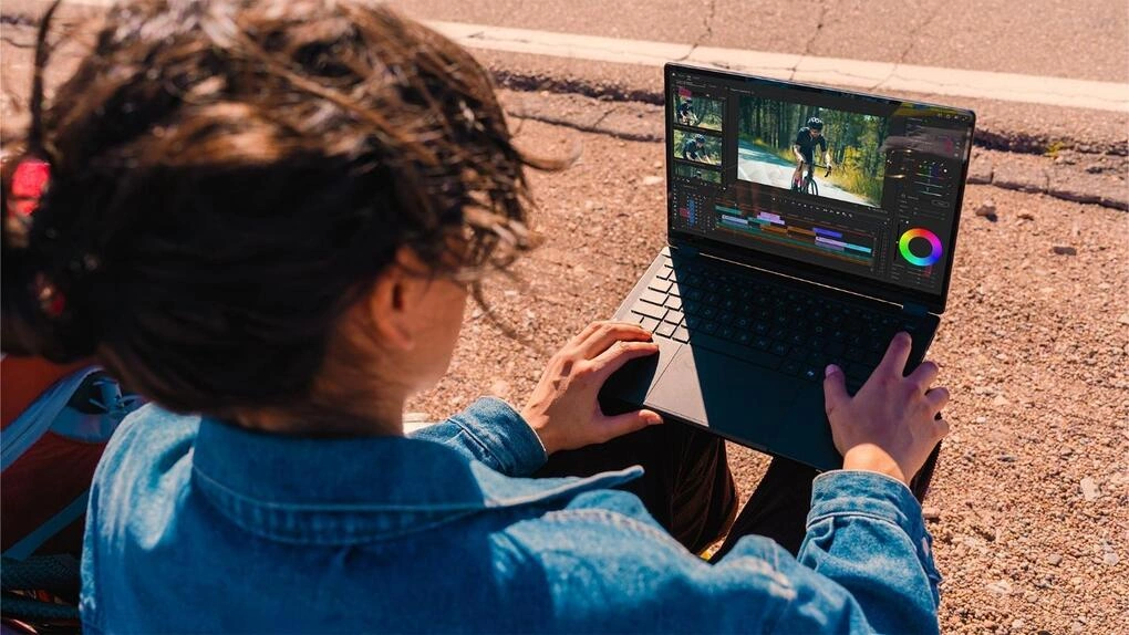Thiết bị đáp ứng các tác vụ AI, dựng hình và render video độ phân giải cao. Ảnh: Asus