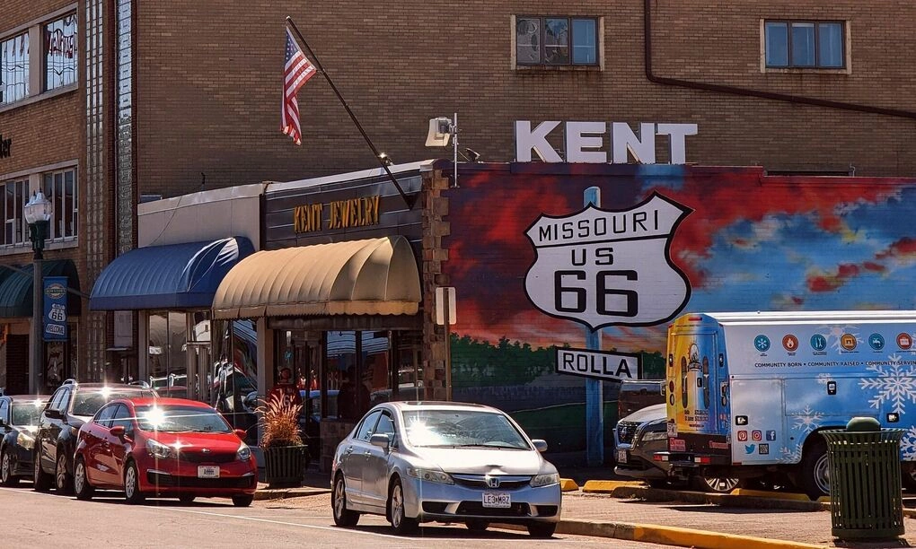 Một con đường ở thành phố Rolla, Missouri. Ảnh: Pexels