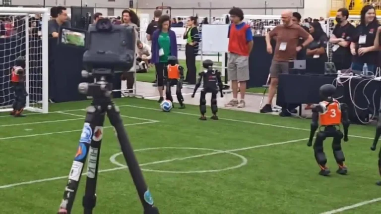 World Cup dành cho robot hình người