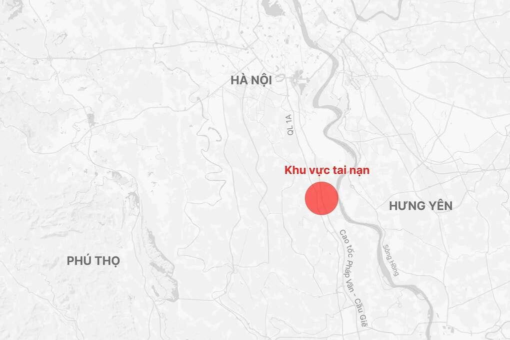 Tai nạn xảy ra trên cao tốc Pháp Vân - Cầu Giẽ rạng sáng 17/7 tại xã Chương Dương, Hà Nội. Đồ họa: Tâm Thảo