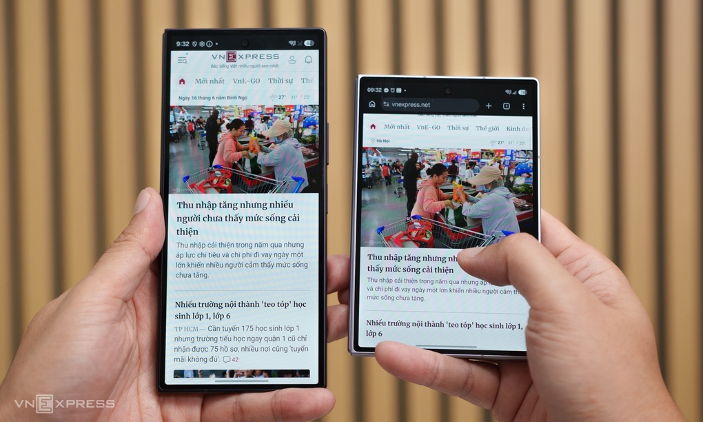 Galaxy Z Fold8 (bên phải) và Z Fold8 Ultra. Ảnh: Trường Giang