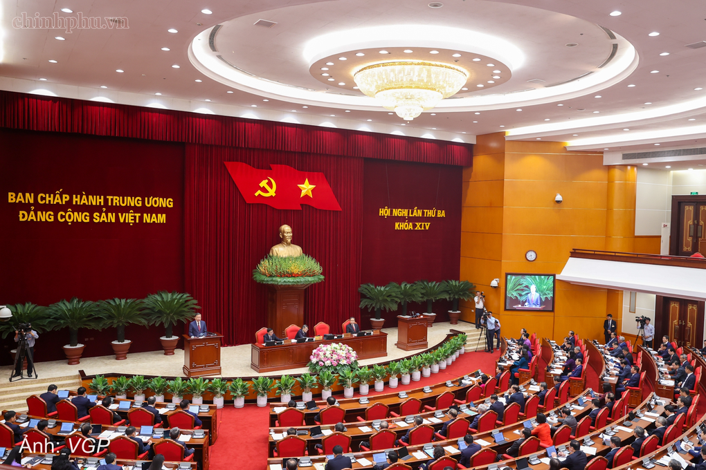 Đại biểu dự hội nghị Trung ương 3 khóa 14. Ảnh: VGP