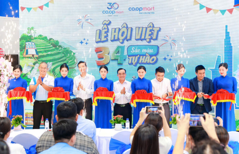 Saigon Co.op giới thiệu đặc sản 34 tỉnh, thành tại 'Lễ hội Việt'