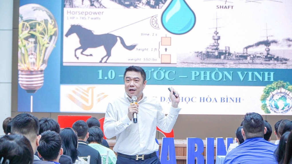 TS. Nguyễn Phước Thắng, Giảng viên Khoa Kinh doanh và Logistics, Trường Đại học Hòa Bình, nguyên Chánh Văn phòng, Trưởng phòng Khoa học, Công nghệ và Môi trường của Cục Hàng không Việt Nam. Ảnh: NVCC