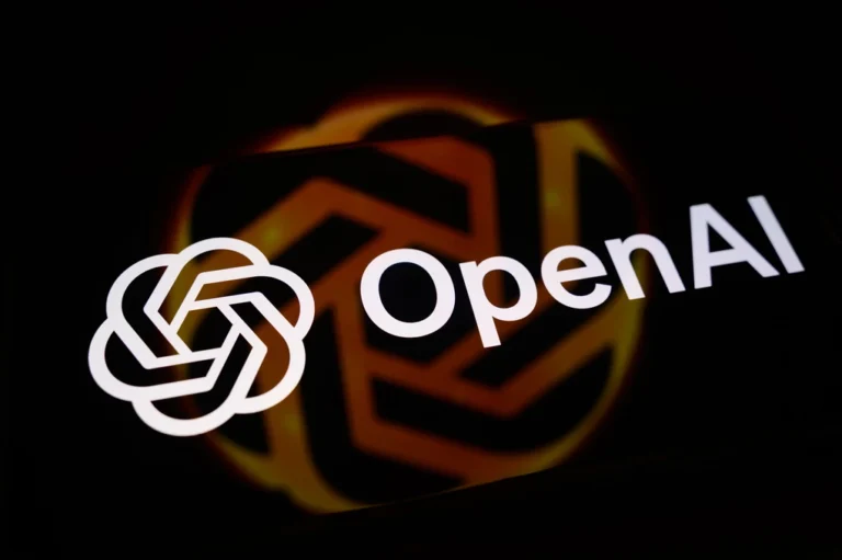 OpenAI tố ngược Apple có quy trình quản lý thông tin lỏng lẻo