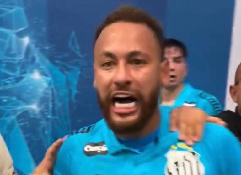 Neymar bị gọi là 'gã đê tiện'