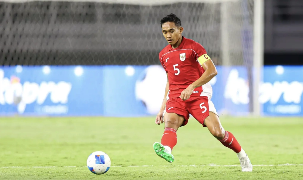 Trung vệ Indonesia Rizky Ridho thi đấu tại AFF Cup 2022. Ảnh: Bola