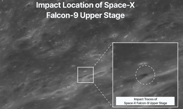 Ảnh chụp miệng hố tạo bởi tên lửa SpaceX đâm vào Mặt Trăng