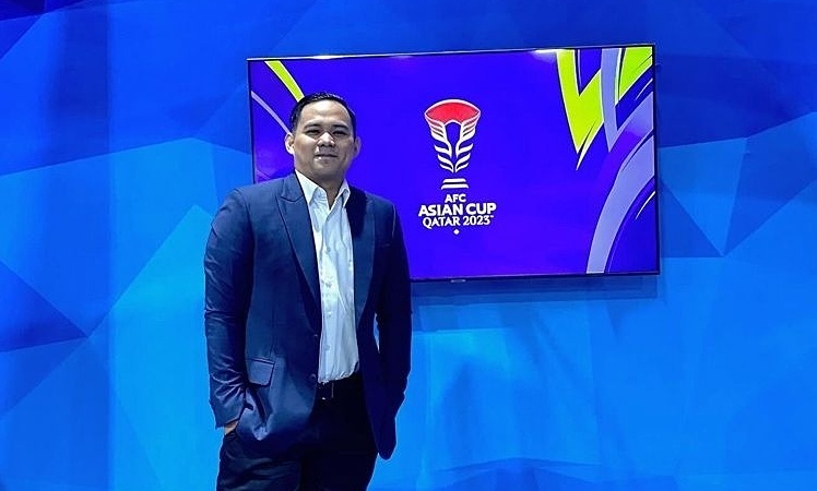 Ibam Hariri bình luận tại Asian Cup 2023 ở Qatar. Ảnh: LinkedIn