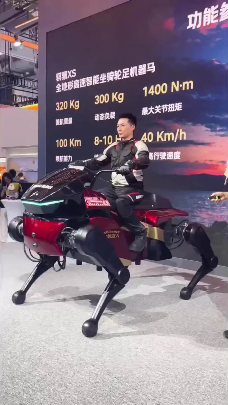 Startup Trung Quốc hé lộ robot ngựa
