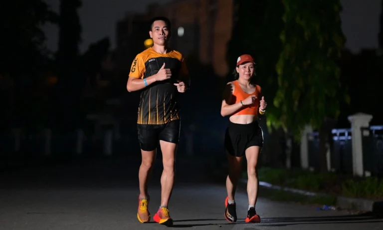 Khi phái đẹp chạy Ultra Marathon xuyên đêm