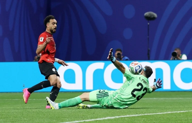 Bài học AI từ những tranh cãi về VAR tại World Cup