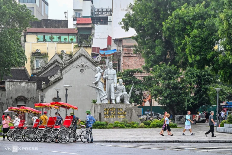 Những tượng đài 'Quyết tử cho tổ quốc quyết sinh' ở Hà Nội