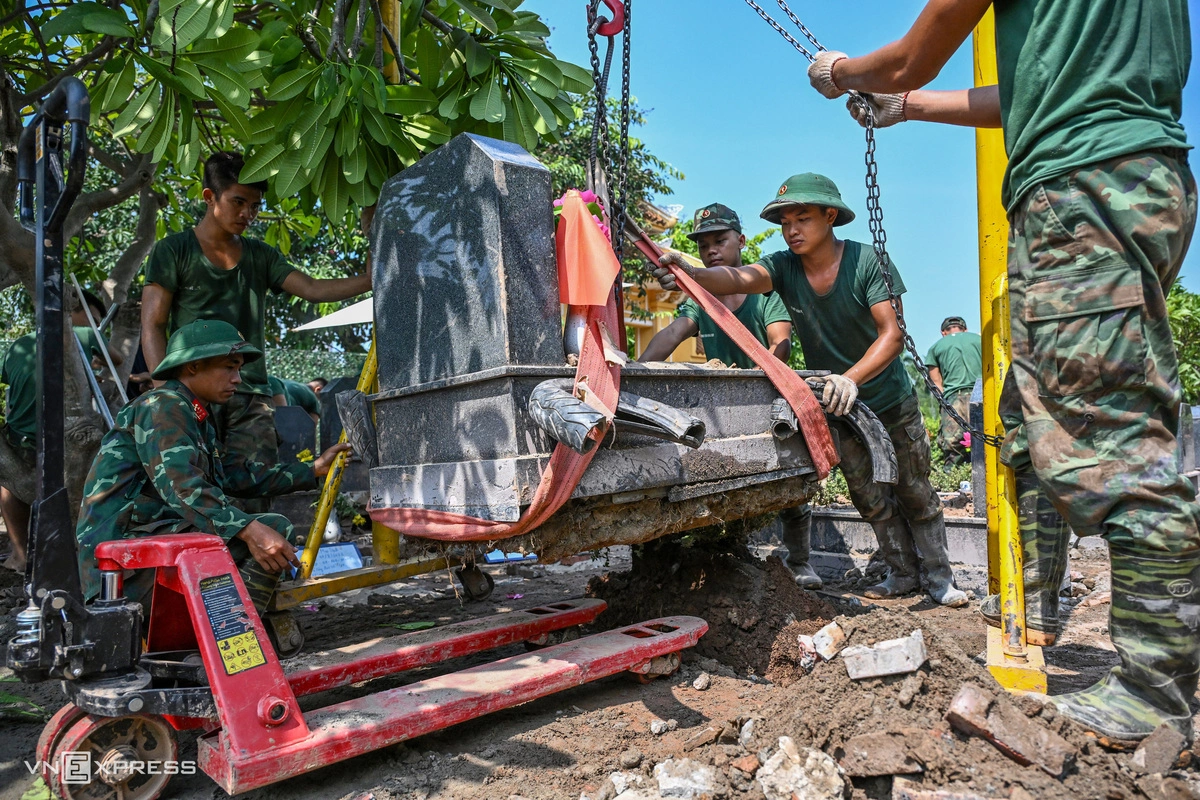 Tìm danh tính 469 liệt sĩ chống Pháp tại nghĩa trang Mai Dịch