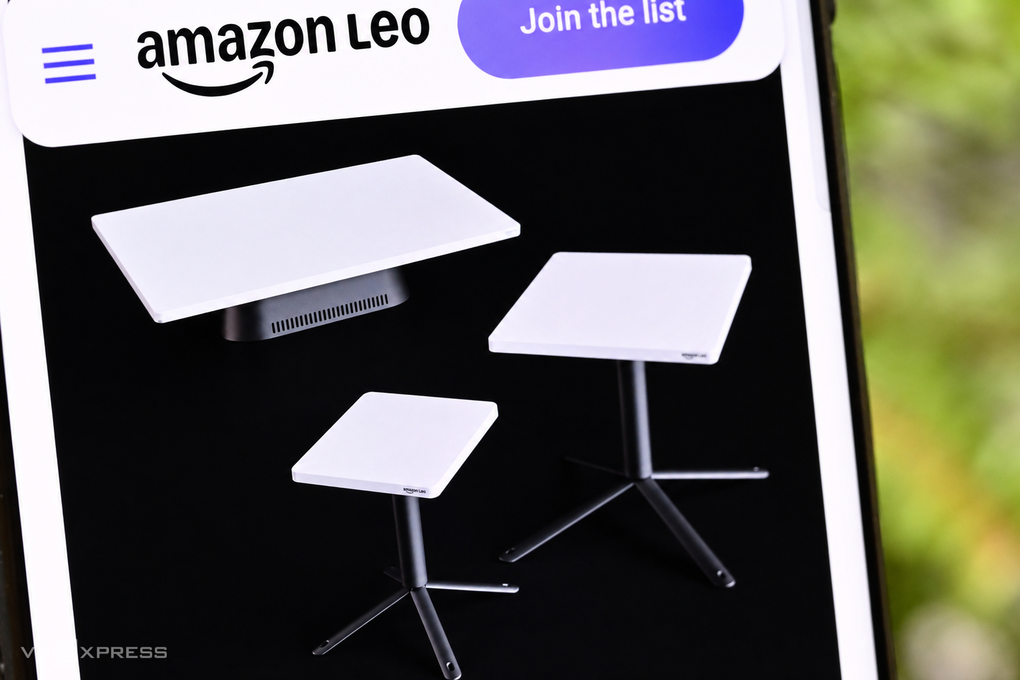 Hình ảnh các thiết bị đầu cuối dùng cho dịch vụ Internet vệ tinh trên website của Amazon. Ảnh: Trọng Đạt