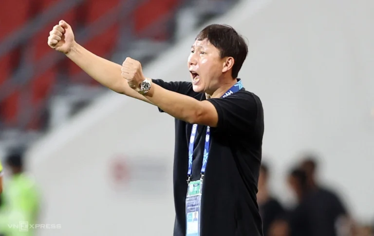 Báo Hàn Quốc: 'Park gieo mầm, Kim biến vô địch thành thói quen cho Việt Nam'