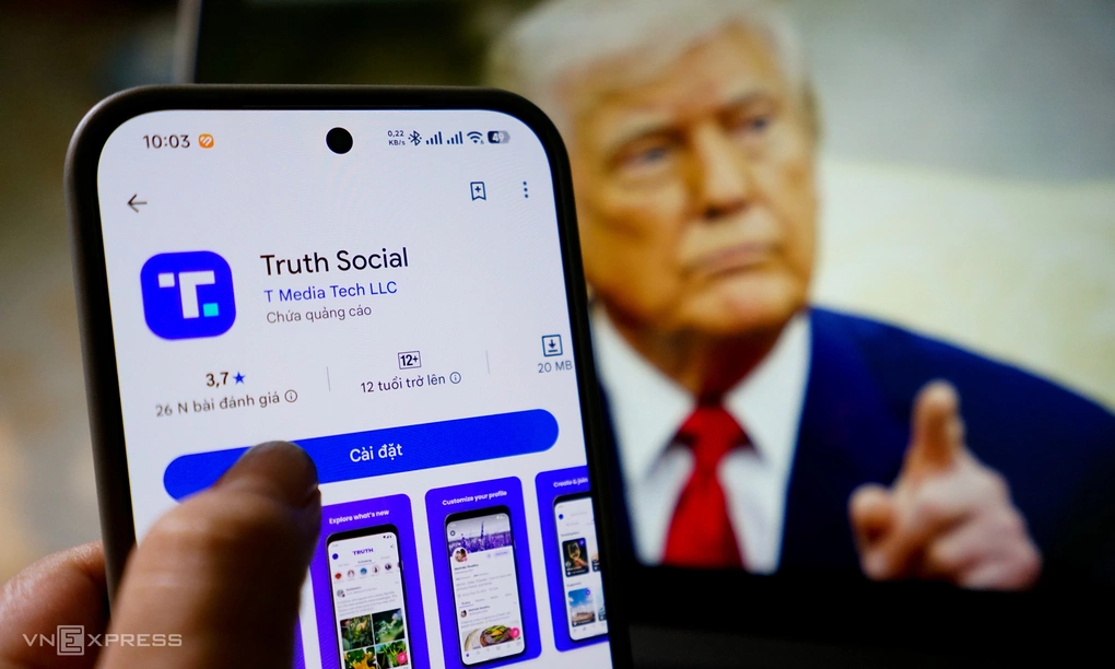Mạng xã hội Truth Social trên một chiếc smartphone. Ảnh: Bảo Lâm