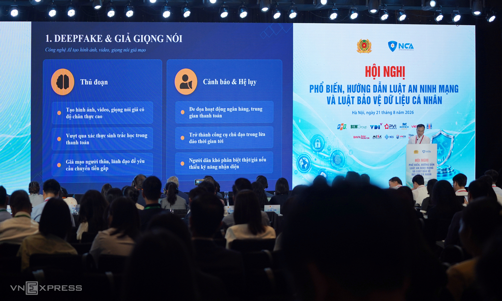 Toàn cảnh hội nghị phổ biến Luật An ninh mạng và Luật Bảo vệ dữ liệu cá nhân ngày 21/8/2026. Ảnh: Lưu Quý
